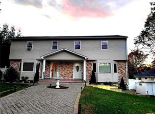 8 Cardiff Ct, Huntington Station, NY 11746