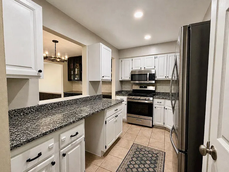 59 Saxonney Cir — Photo 6