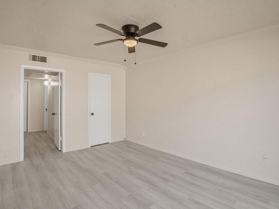 1st image of 5055 Ridglea Ln APT 1104