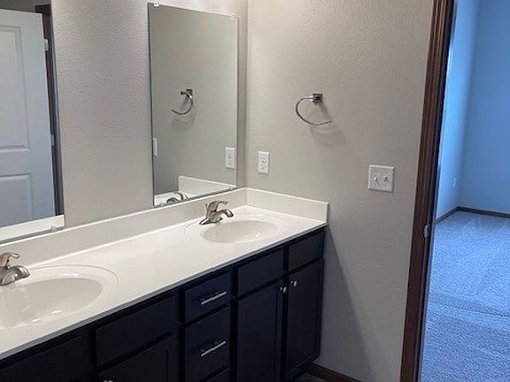 5th image of 1100 Kennedy Pkwy APT 202
