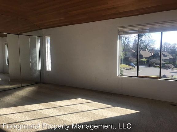 3rd image of 13802 SE 52nd Pl