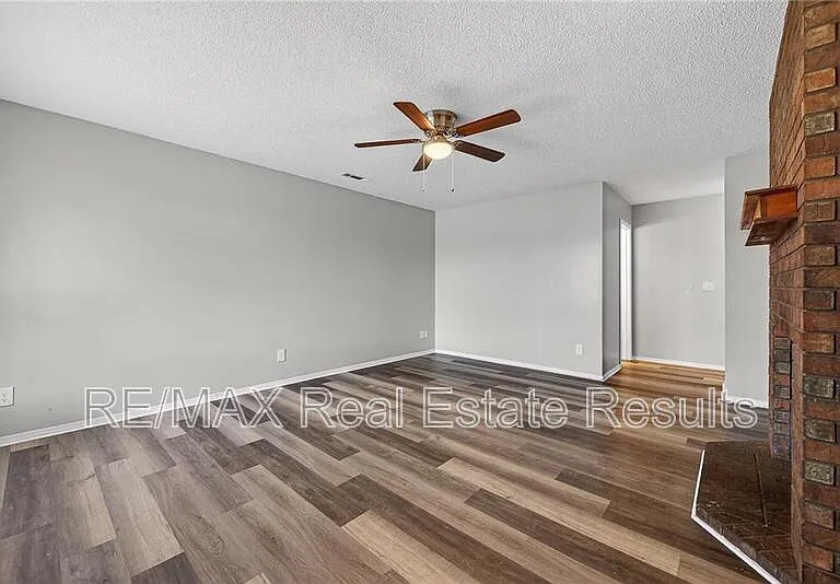 4418 W Acoma St — Photo 3