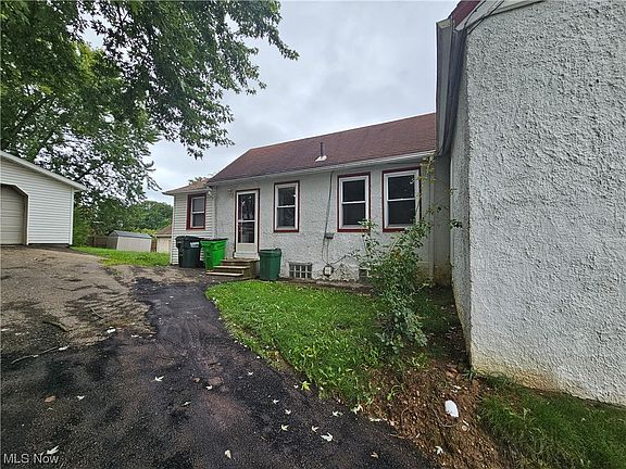 2nd image of 244 E Cassell Ave