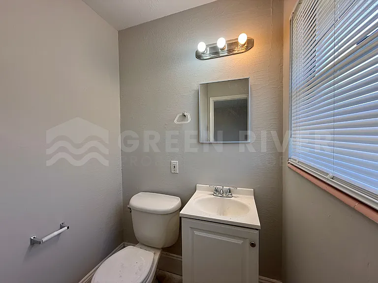 7963 Le Mans Dr — Photo 18