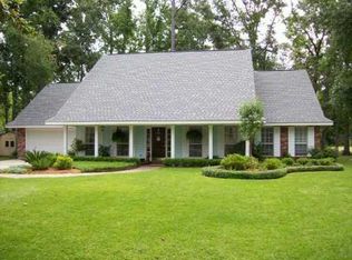 129 E Ruelle Dr, Mandeville, LA 70471