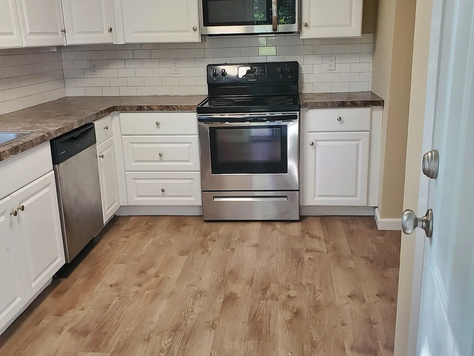 3 bed, 1200 sqft, $1,195 — Photo 3