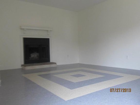 2nd image of 1742 Cannonball Ct