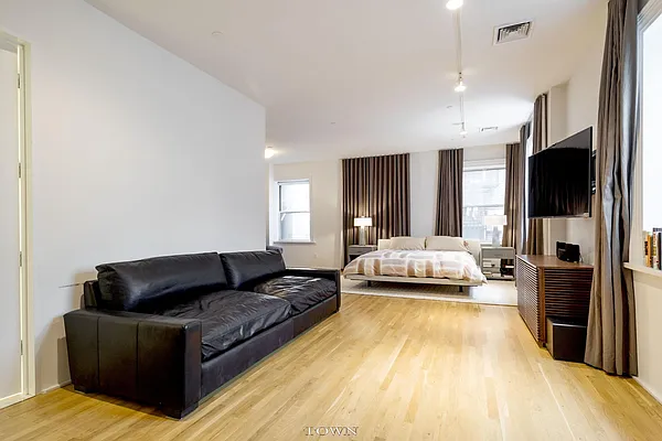 Rented by Town Residential | media 14