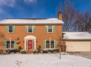 977 Rockbridge Rd, Lexington, KY 40515