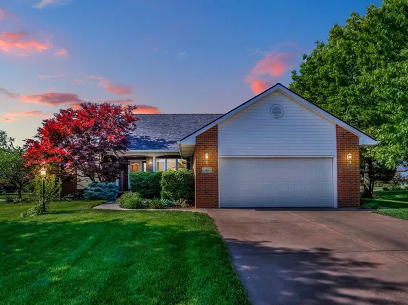 45 Park View Rd, Hesston, KS 67062