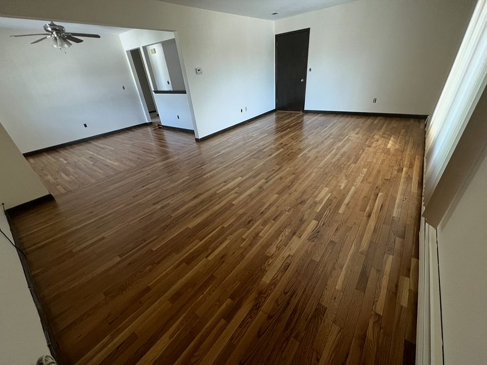 2nd image of 104 Gall Ct #2B