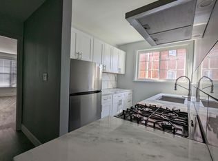 4009 Washington Blvd, Cleveland, OH 44118