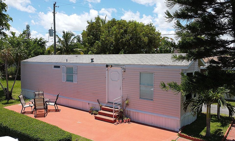 1st image of 28501 SW 152nd Ave #106