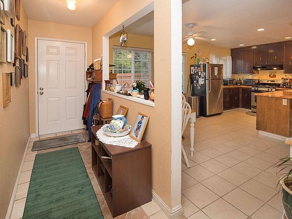 4th image of 245 Rainier Pl
