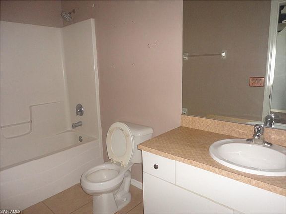 5th image of 1325 NE 21st Ave