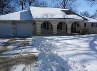 27872 Moose Range Rd, Sycamore, IL 60178