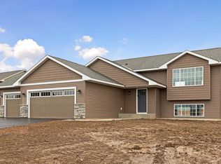 1005 Wyoming St, Roberts, WI 54023