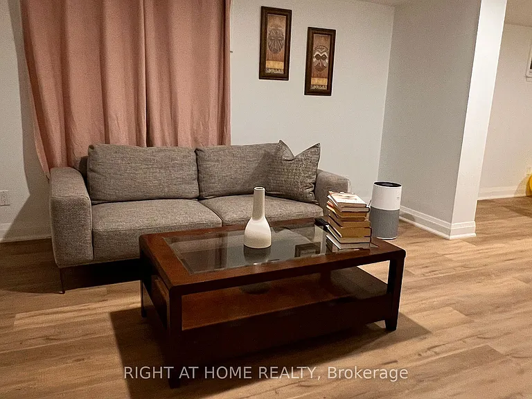 107 Cherrywood Dr — Photo 4