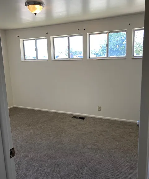 3567 S 3310 W — Photo 8