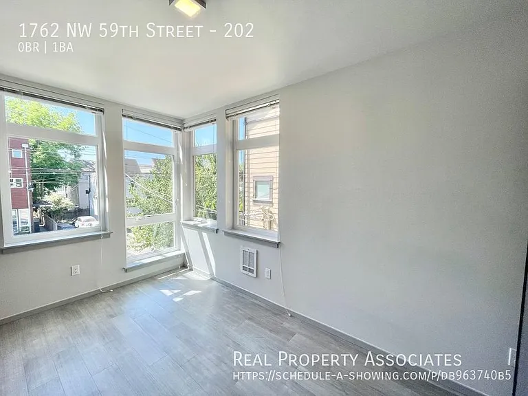 1762 NW 59th St #202 — Photo 9