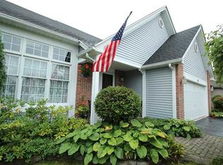 29 Killeen Dr, Fairport, NY 14450
