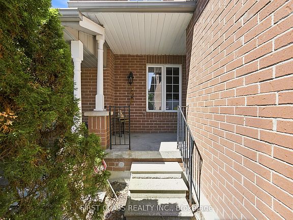 2nd image of 99 Nottingham Dr