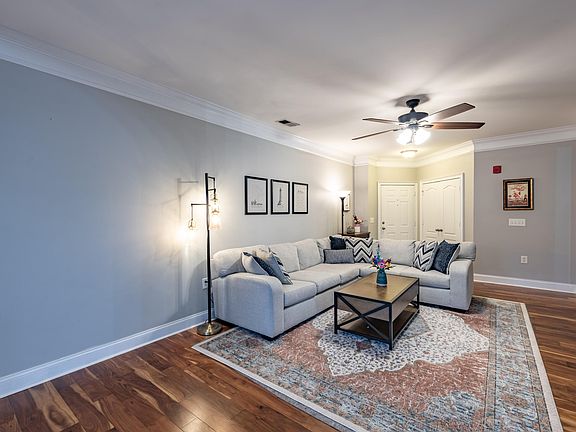 2nd image of 3811 Lunceston Way APT 4