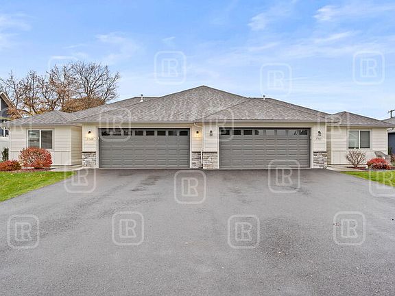 3rd image of 17020 E Knox Ln