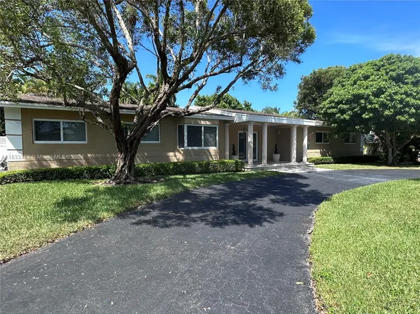 8035 SW 185th Ter, Cutler Bay, FL 33157