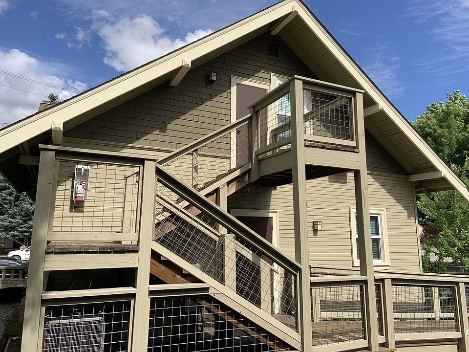 444 N State St Ukiah CA Zillow