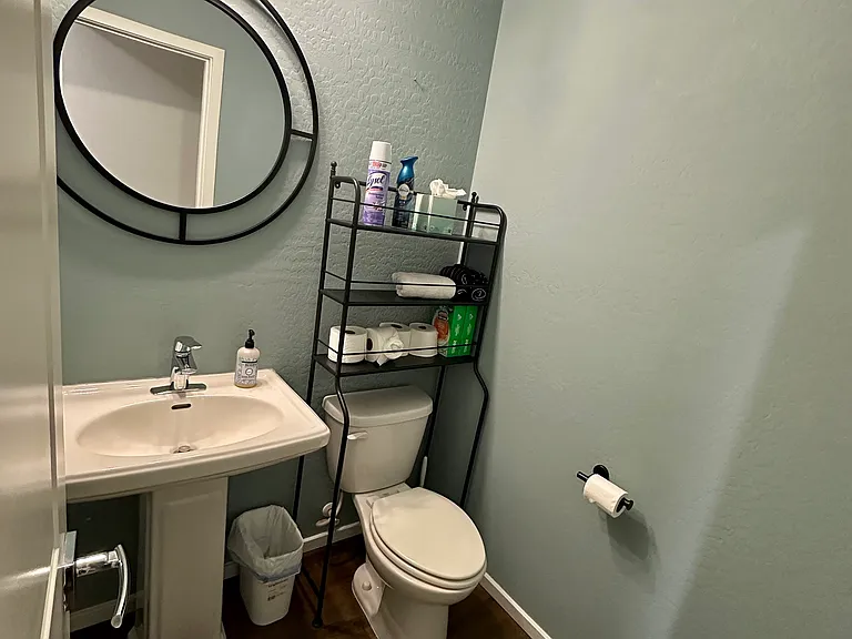 2351 E Hidalgo Ave — Photo 7