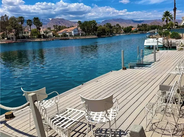 2933 Harbor Cove Dr, Las Vegas, NV 89128