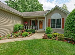 1 Meadow Run, Clifton Park, NY 12065