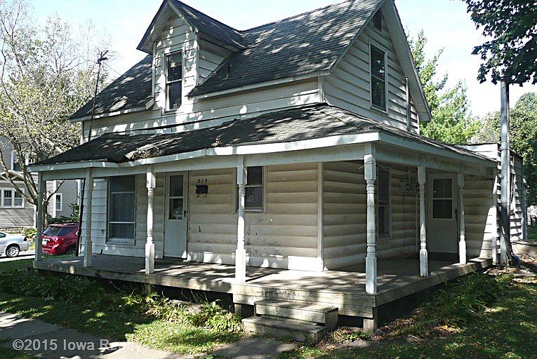 1st image of 213 W Montgomery St