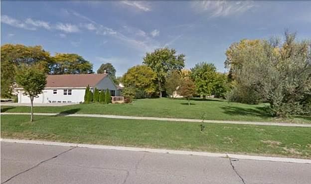 1st image of 1617 Fleetwood Dr
