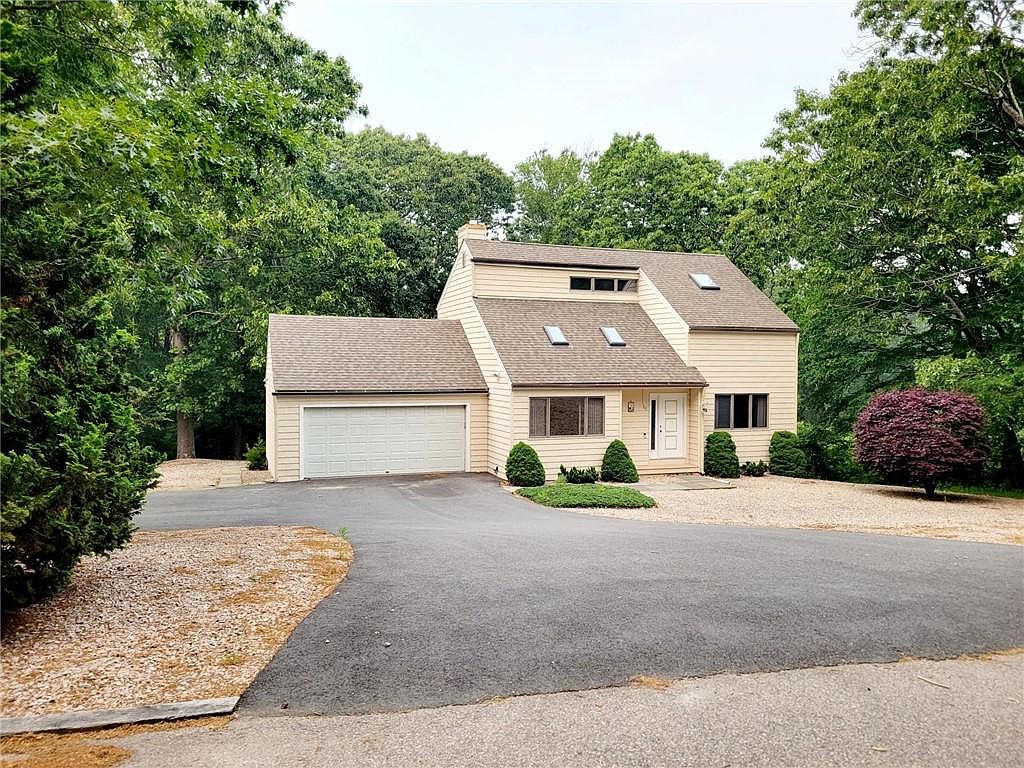 22 Hickory Ln, Westerly, RI 02891 Zillow