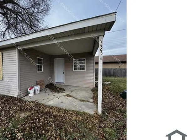 1465 Allen St, Burton, MI 48529