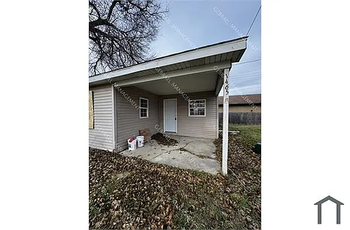 1465 Allen St Photo 1