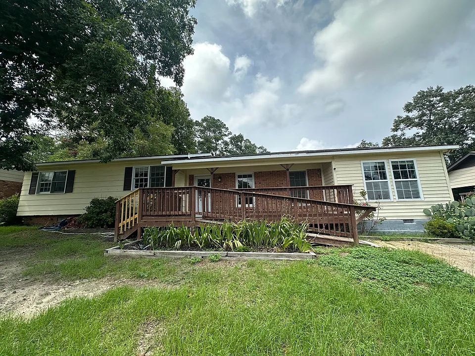 6120 Santa Fe Dr