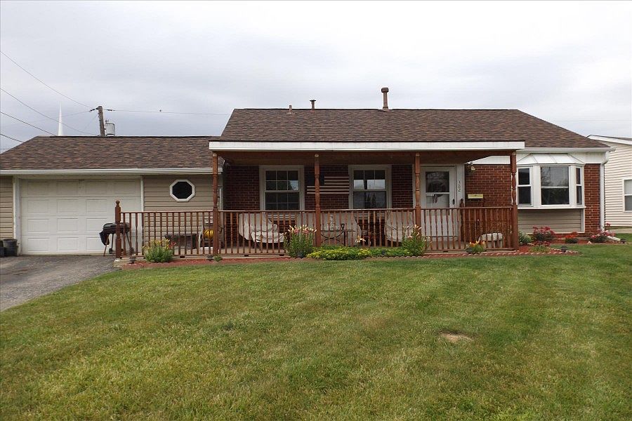 1st image of 382 Richard Dr