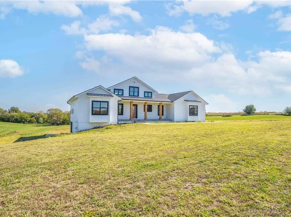 512 Highway 316, Swan, IA 50252