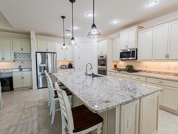 5th image of 9973 SW Coral Tree Cir