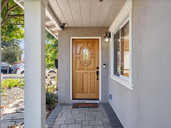 2nd image of 1539 Darlene Ave