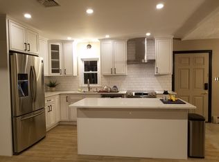 65 Autumn Ln, Hicksville, NY 11801