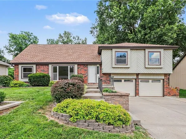 419 Gordon Dr, Liberty, MO 64068
