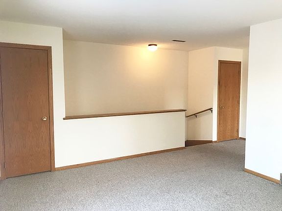 3rd image of 767 Washington St #767