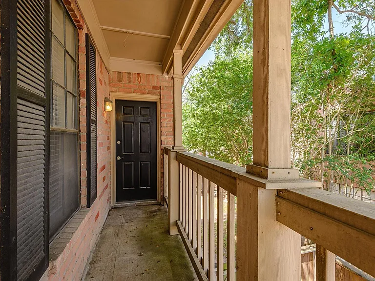 2255 Braeswood Park Dr #146 — Photo 17