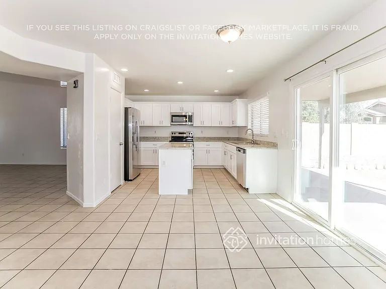 6334 W Magnolia St — Photo 6