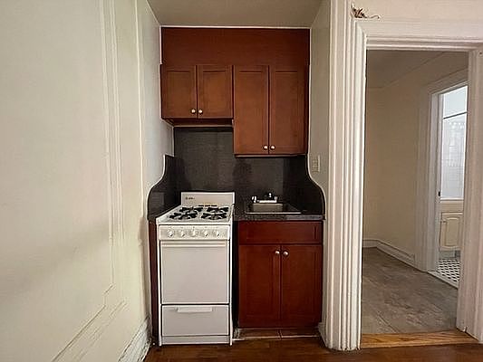5th image of 83-46 118th St #5D