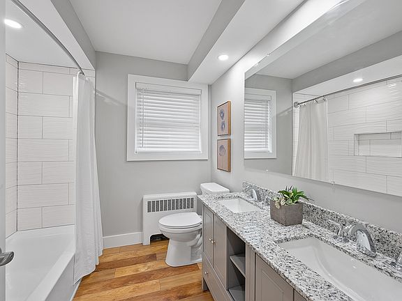 4th image of 4014 Longford Dr APT 4